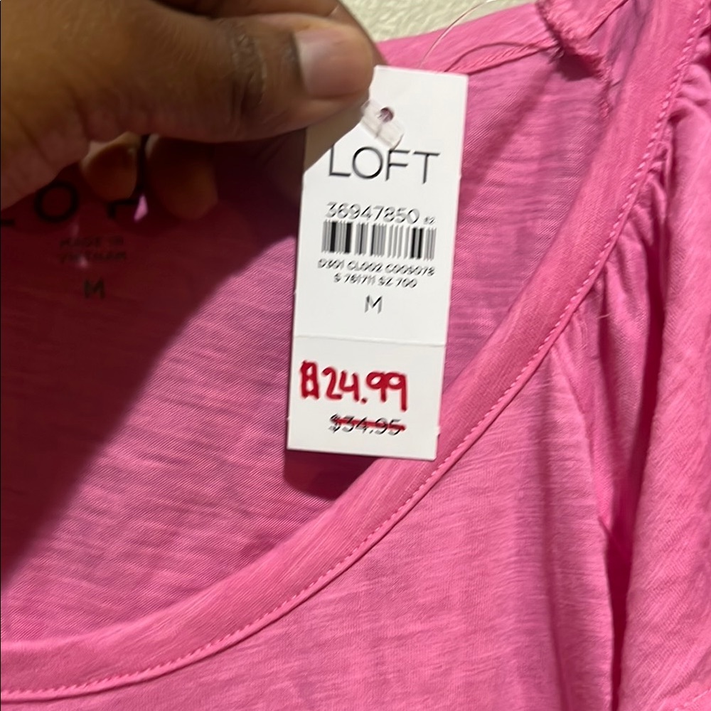 🌹LOFT Pink Flutter Sleeve Ruffled Shirt - Picture 3 of 4